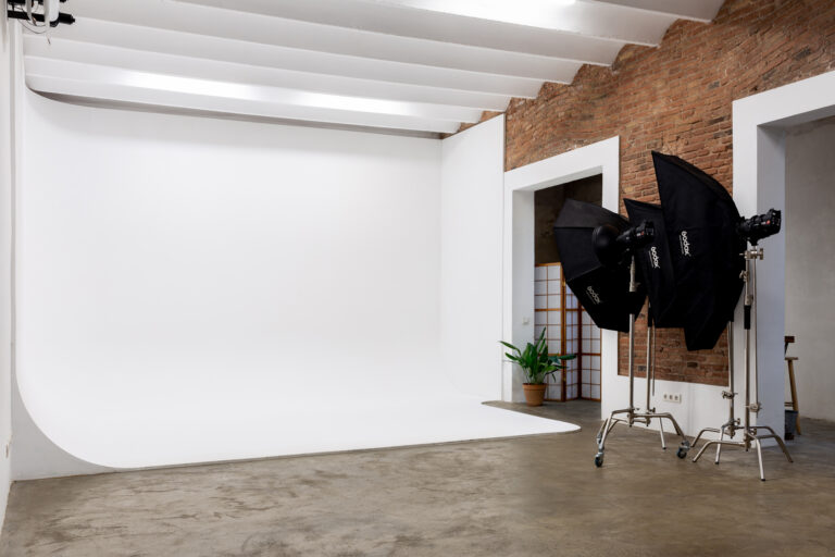 Alquiler estudio fotografico barcelona cadàver exquisit plato 3 768x512